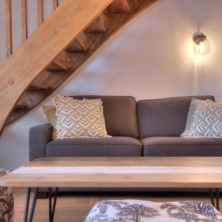 Apt - 4 Pers - Petit Duc - Renove - 44M² - Centre De Mont Rocquefeuil - Saint-Gilles-les Bains Luaran gambar
